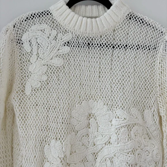 FARM Rio White Sweater - Picture 4 of 16